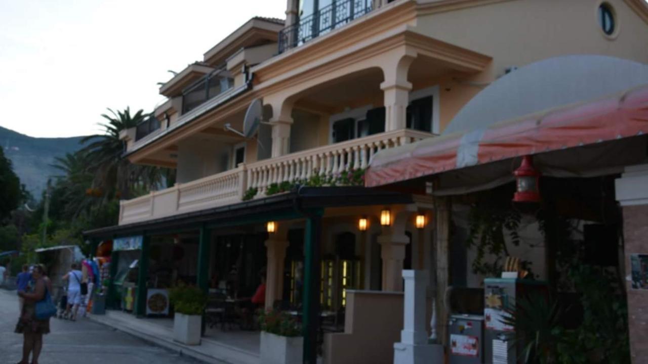 Apartments Adriatico Herceg Novi Exteriér fotografie